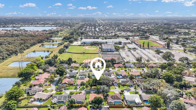 7014 NW 38th Manor, Coral Springs, FL 33065