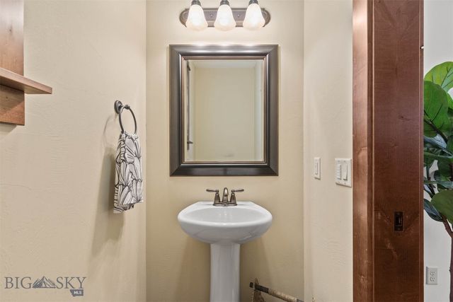 3381 S 27th Avenue, Bozeman, MT 59718