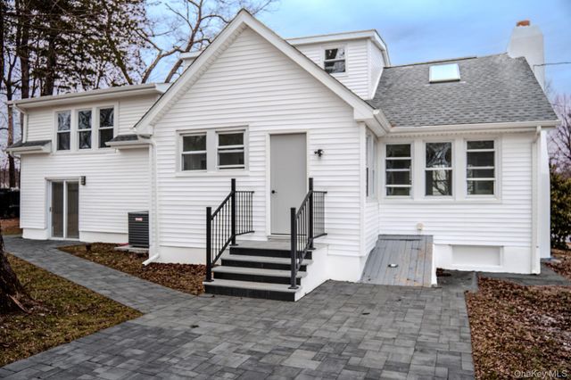 221 Locust Road, Yorktown Heights, NY 10598