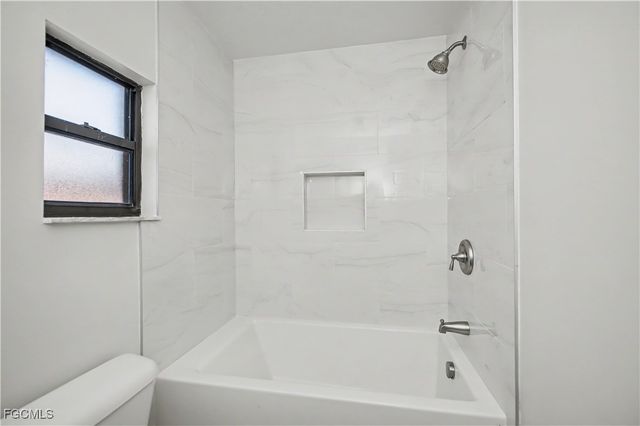 3709 SW 6th PL, Cape Coral, FL 33914