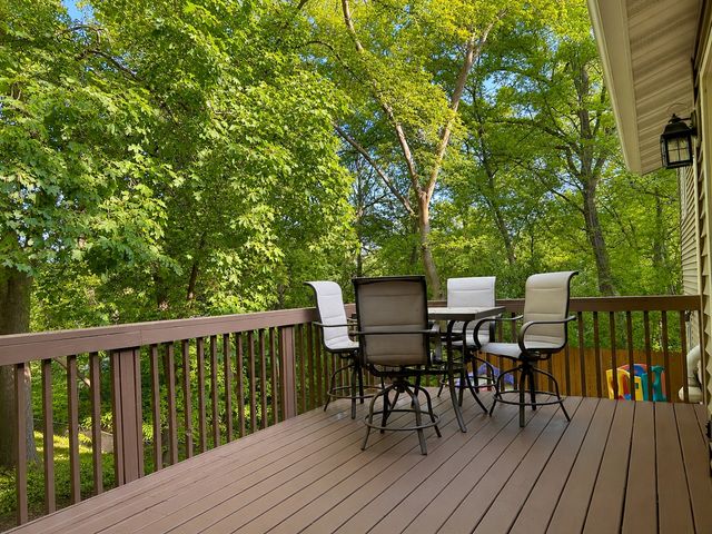 15220 Ironwood Court, Eden Prairie, MN 55346