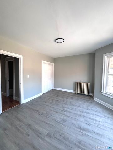 1789 Central Avenue, Bridgeport, CT 06610
