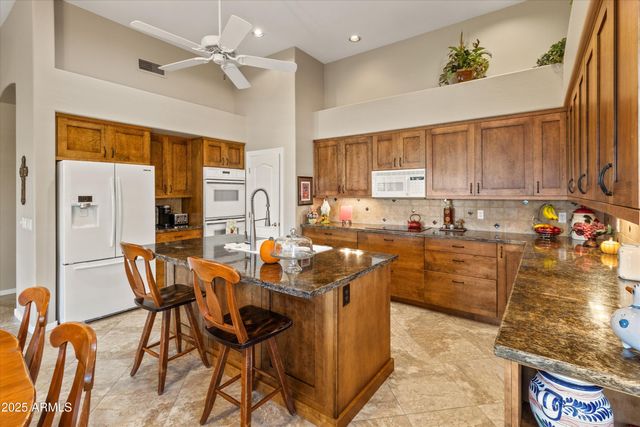 8201 E KALIL Drive, Scottsdale, AZ 85260