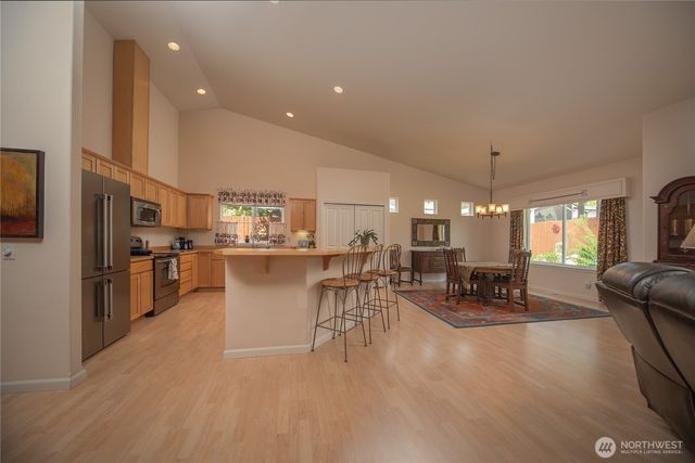 1611 E Canterbury Drive, Ellensburg, WA 98926