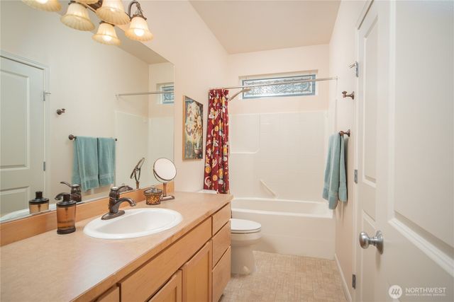 1611 E Canterbury Drive, Ellensburg, WA 98926