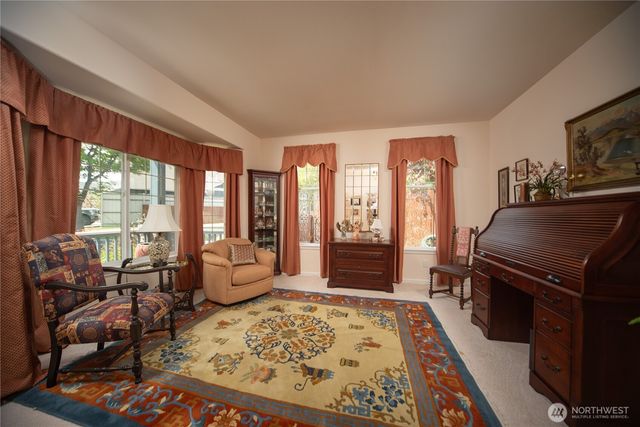 1611 E Canterbury Drive, Ellensburg, WA 98926