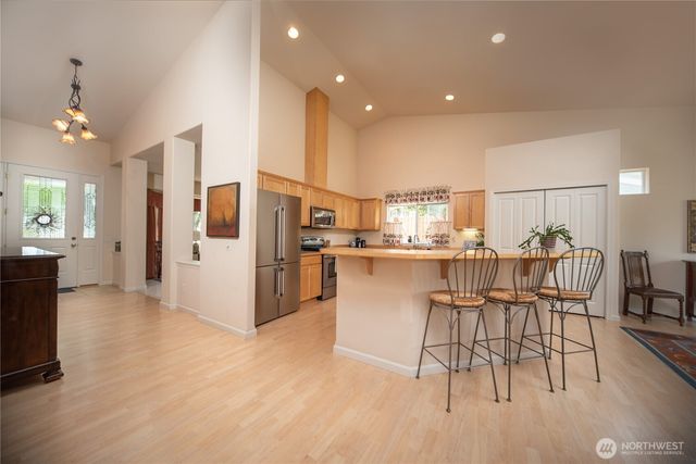 1611 E Canterbury Drive, Ellensburg, WA 98926