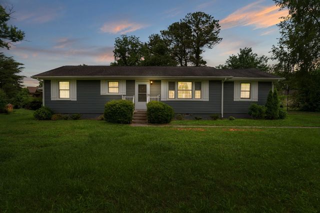 1015 Glenwood Dr, Murfreesboro, TN 37129
