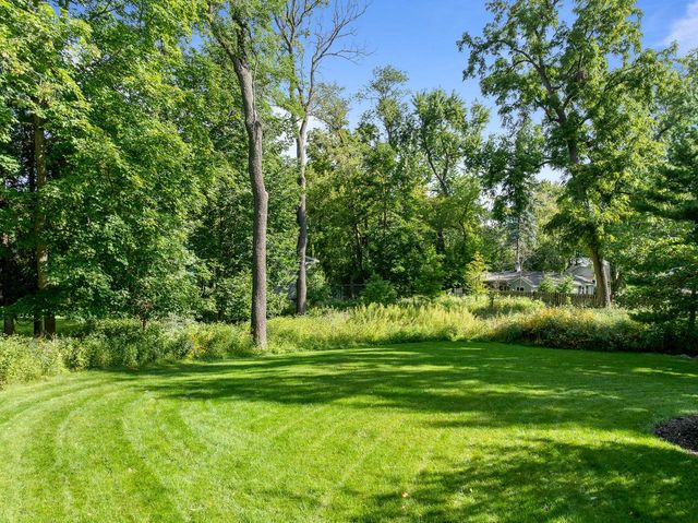 765 Brickley COURT, Fontana, WI 53125