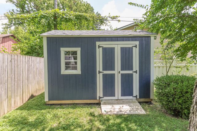 1005 N Center Drive, Indianapolis, IN 46224