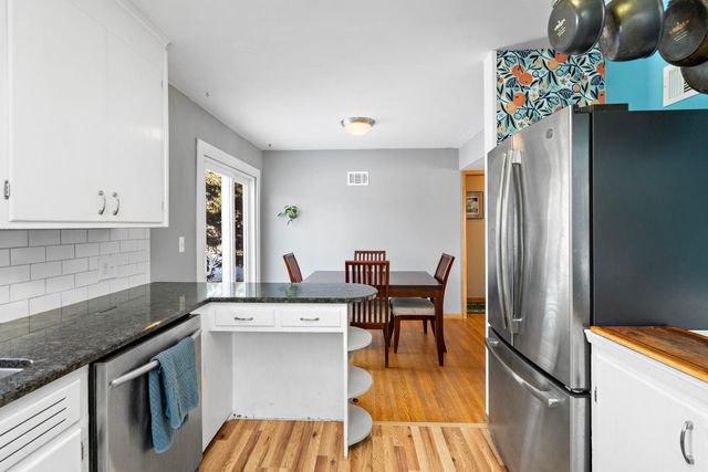 1426 Kentucky Avenue S, Saint Louis Park, MN 55426