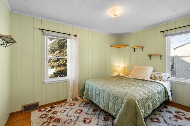 1426 Kentucky Avenue S, Saint Louis Park, MN 55426