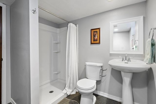 1426 Kentucky Avenue S, Saint Louis Park, MN 55426