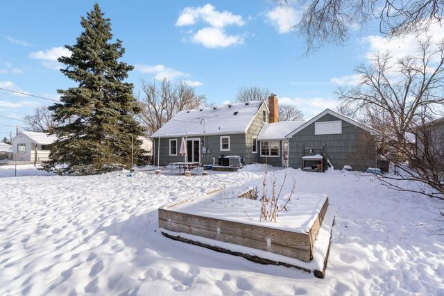 1426 Kentucky Avenue S, Saint Louis Park, MN 55426