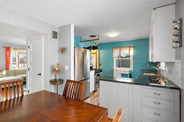 1426 Kentucky Avenue S, Saint Louis Park, MN 55426