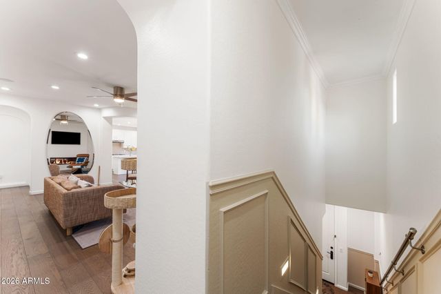 18650 N THOMPSON PEAK Parkway 2074, Scottsdale, AZ 85255