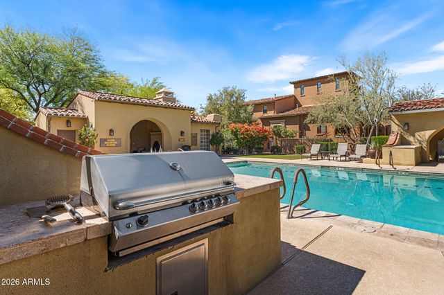 18650 N THOMPSON PEAK Parkway 2074, Scottsdale, AZ 85255