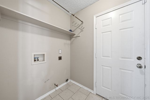 13418 S 90th East Avenue, Bixby, OK 74008