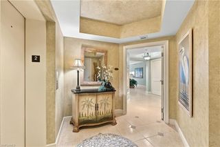 1060 Borghese LN 205, Naples, FL 34114