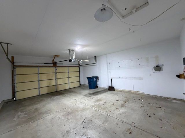 1436 Bohling Place, Crown Point, IN 46307