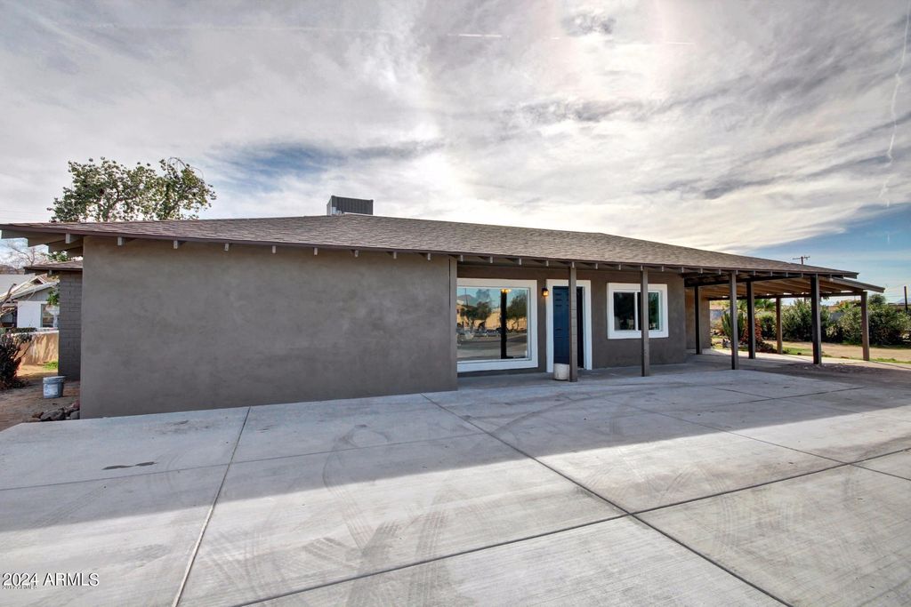 29 E BASELINE Road, Phoenix, AZ 85042 — photo 3