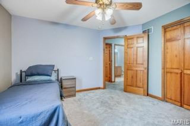 130 Shore Drive, Edwardsville, IL 62025