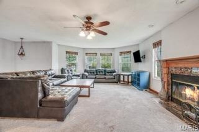 130 Shore Drive, Edwardsville, IL 62025