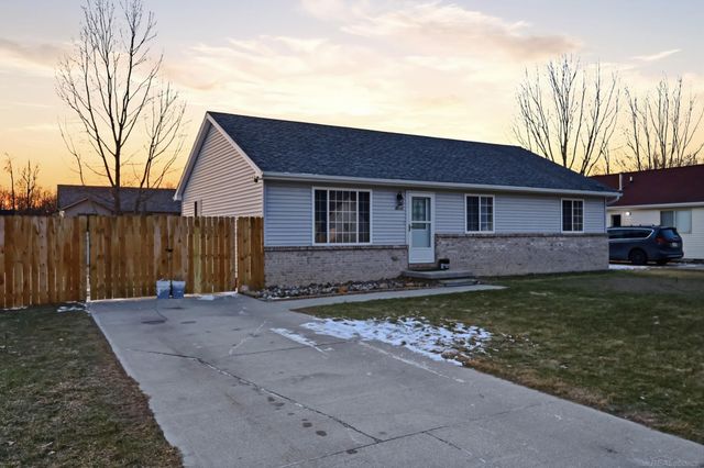 4245 Tristen Avenue, Fort Gratiot, MI 48059