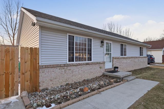 4245 Tristen Avenue, Fort Gratiot, MI 48059