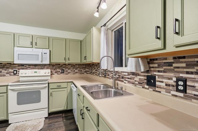 4245 Tristen Avenue, Fort Gratiot, MI 48059