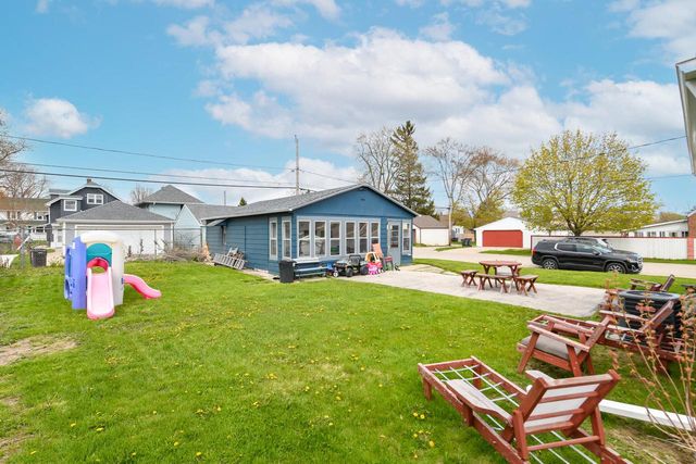700 Marion AVENUE, South Milwaukee, WI 53172