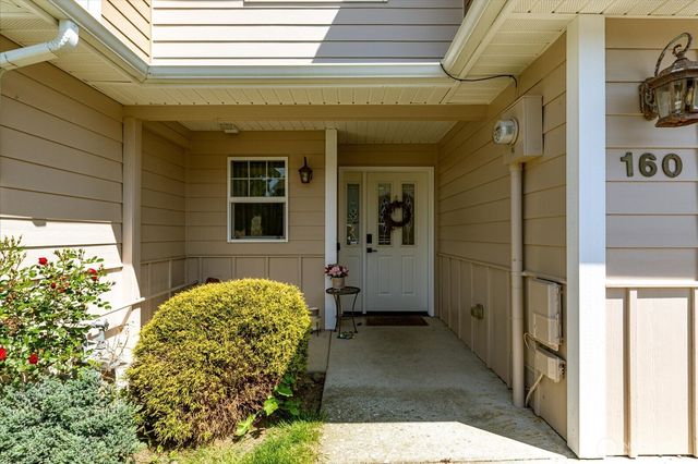 160 NE Melrose Drive, Oak Harbor, WA 98277