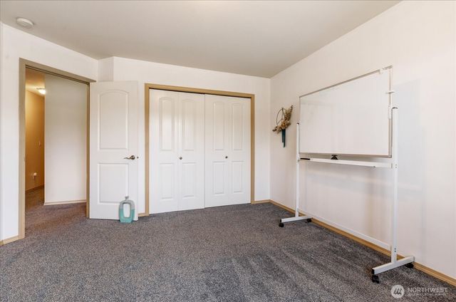 160 NE Melrose Drive, Oak Harbor, WA 98277