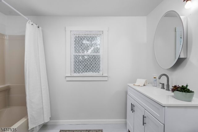 75 Lancaster Rd, Woodbridge Twp., NJ 07067