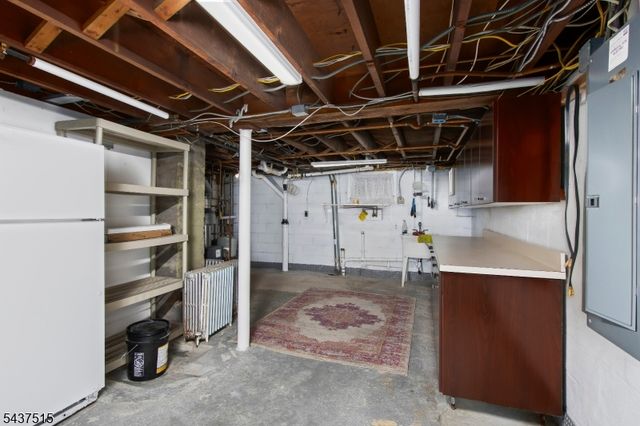 75 Lancaster Rd, Woodbridge Twp., NJ 07067