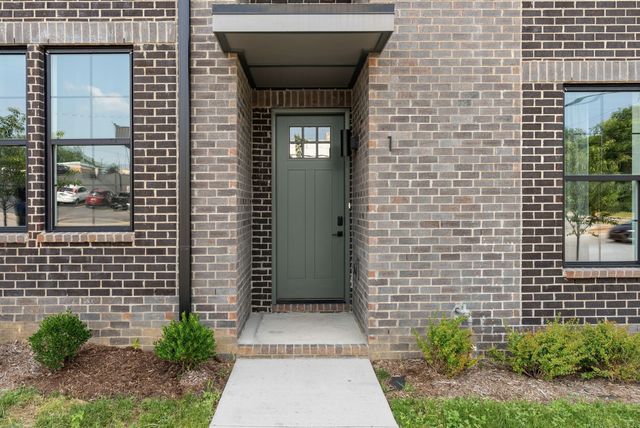 2000 S Hamilton Rd Apt 1, Nashville, TN 37218