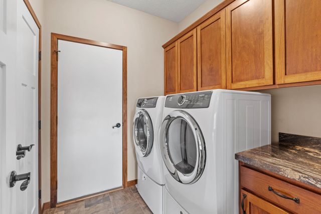 250 Winkler Trail, Cologne, MN 55322