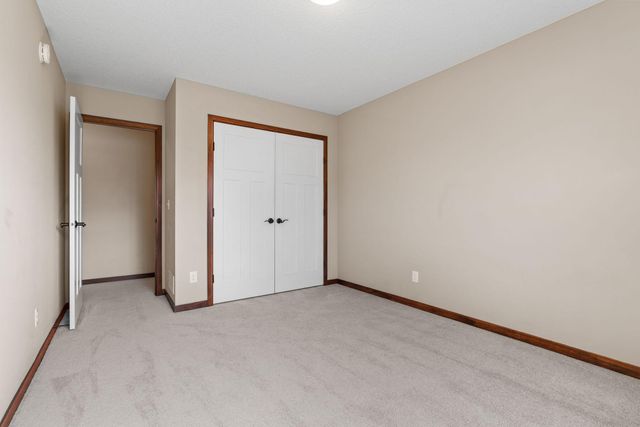 250 Winkler Trail, Cologne, MN 55322