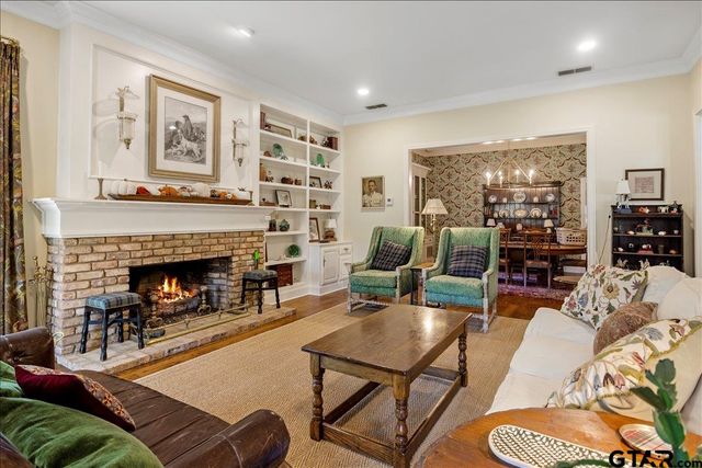 1416 Woodlands, Tyler, TX 75703