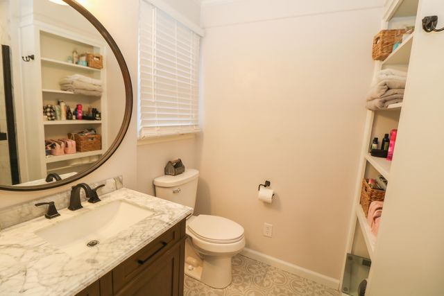 307 E 22nd Street, Littlefield, TX 79339