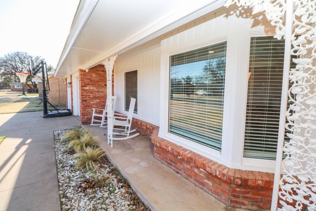 307 E 22nd Street, Littlefield, TX 79339