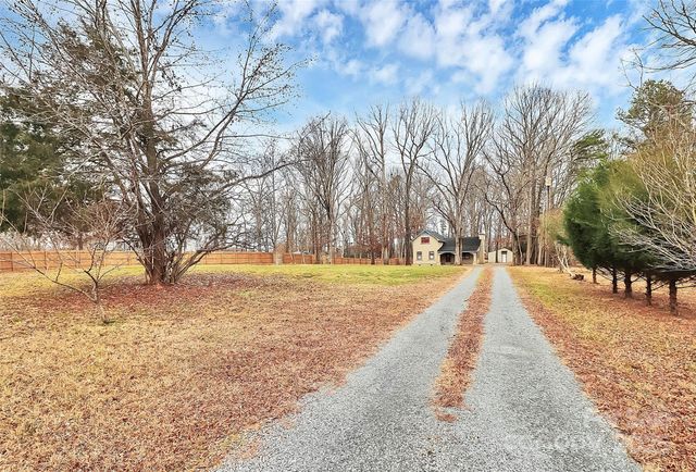 2805 Leisure Drive, Waxhaw, NC 28173