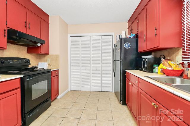 2805 Leisure Drive, Waxhaw, NC 28173