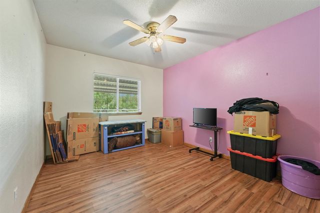 5519 S Highway 35, Alvin, TX 77511