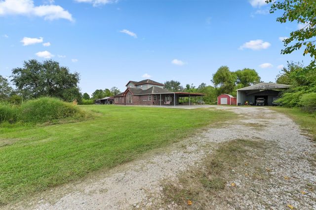 5519 S Highway 35, Alvin, TX 77511