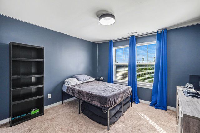 2602 Kingfisher Dr, Murfreesboro, TN 37128