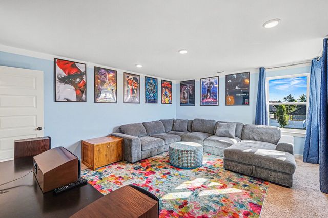 2602 Kingfisher Dr, Murfreesboro, TN 37128