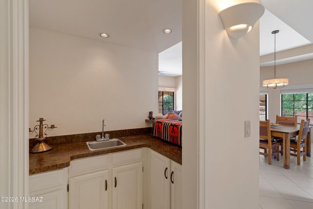 4300 N Camino De Carrillo, Tucson, AZ 85750