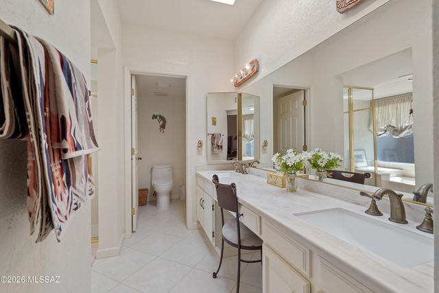 4300 N Camino De Carrillo, Tucson, AZ 85750