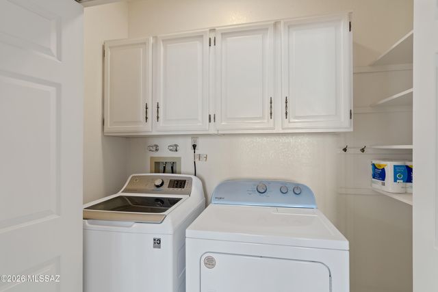 4300 N Camino De Carrillo, Tucson, AZ 85750